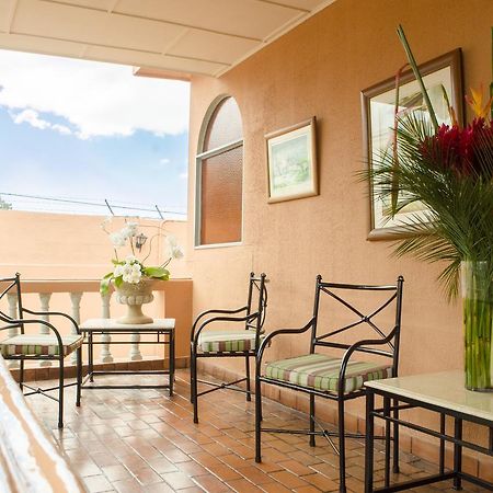 Hotel Vesuvio Сан-Хосе Экстерьер фото