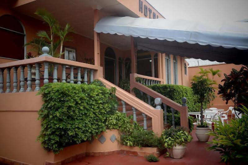 Hotel Vesuvio Сан-Хосе Экстерьер фото